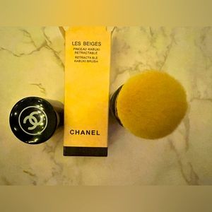 CHANEL MAKEUP BRUSH
